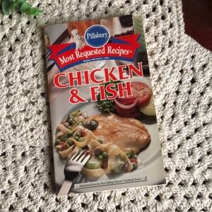 Pillsbury Most Requested Recipes: Chicken & Fish Cookbook - 1991